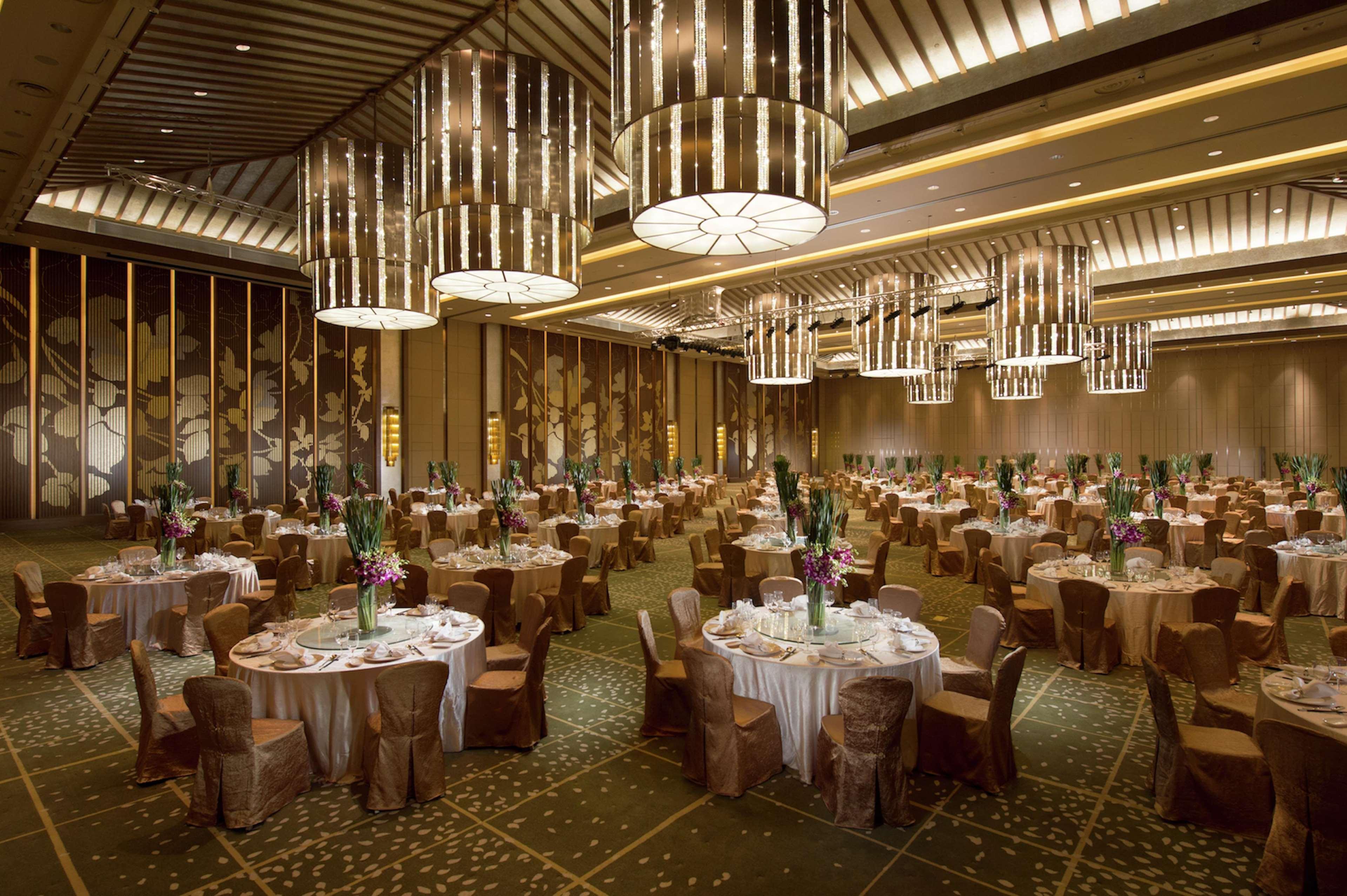 Hilton Wuhan Optics Valley Exteriér fotografie
