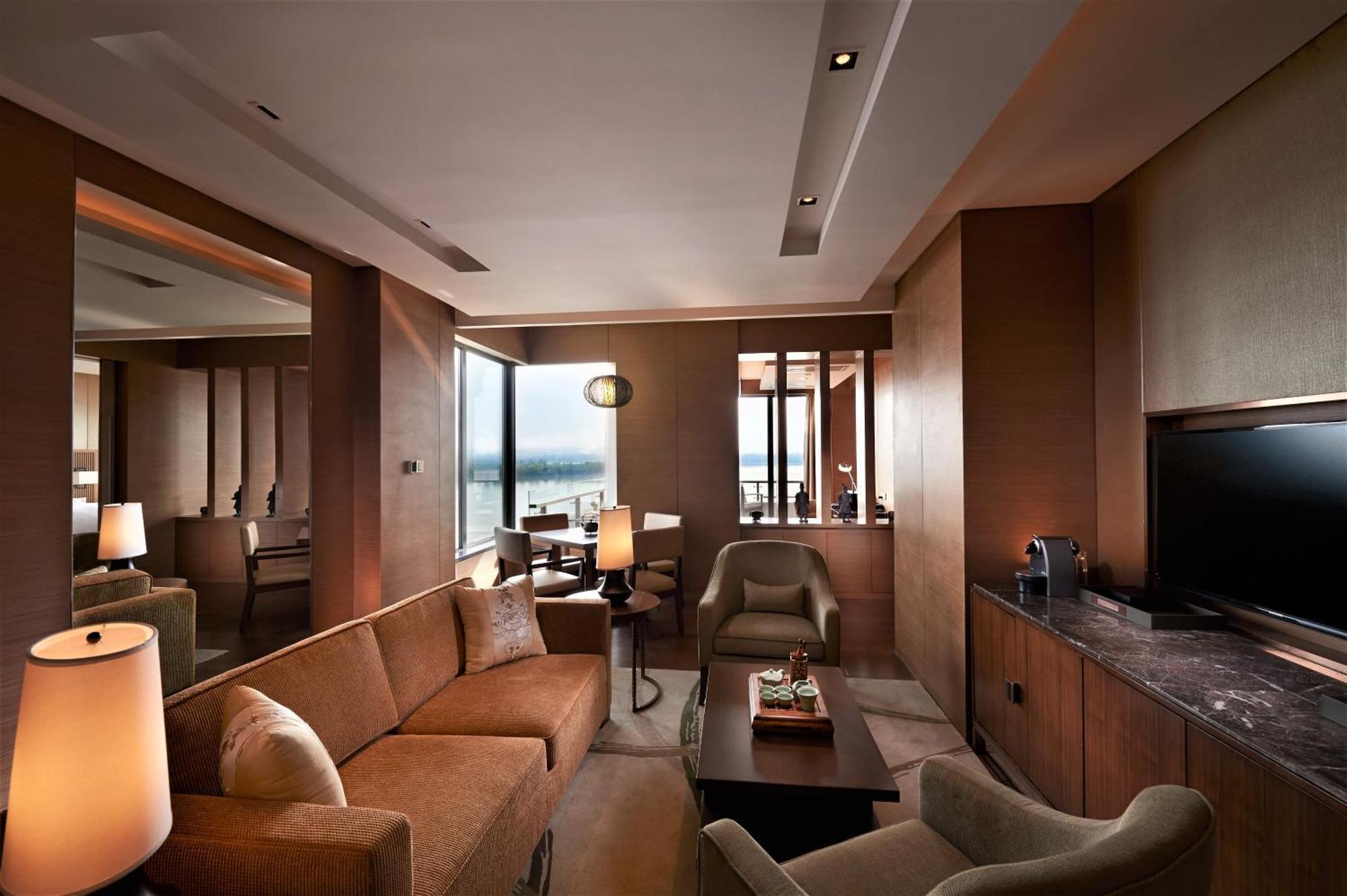Hilton Wuhan Optics Valley Exteriér fotografie